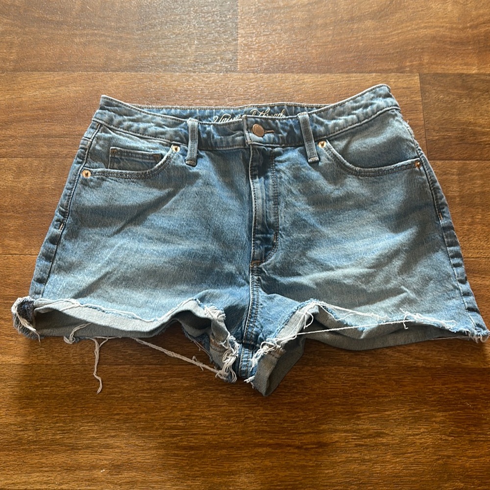 Universal threads size 8/29